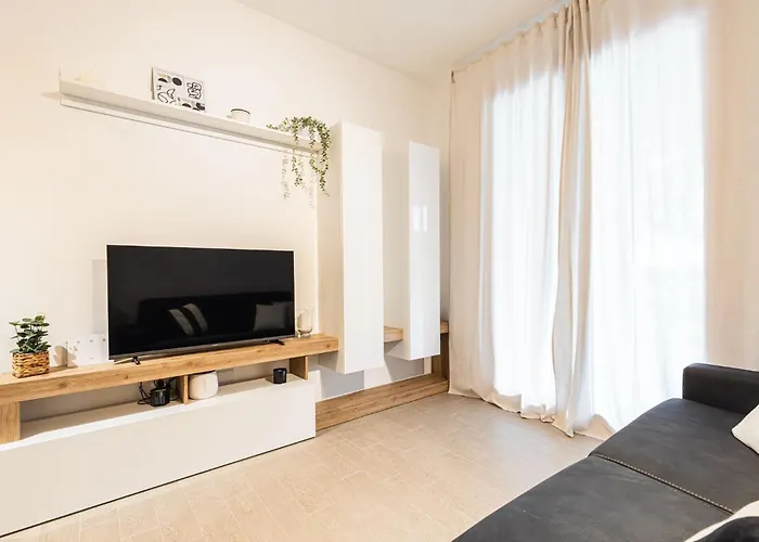 Galo Luxury House Rom